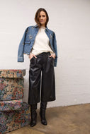 Pleat-front trousers - black