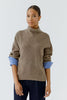 Pullover with detachable cuff