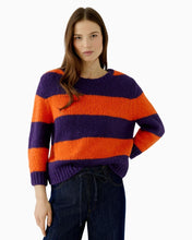 Load image into Gallery viewer, The Oui ESMY Pullover comes in a vibrant violet and orange colour combination and is crafted from a soft knit blend with wool and mohair. Designed as part of the Oui NOS collection.
