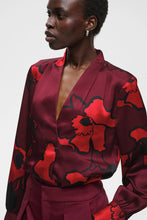 Load image into Gallery viewer, V Neck Blouse

