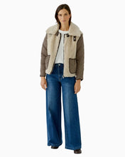 Load image into Gallery viewer, Oui - Reversible Jacket
