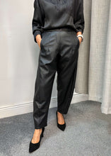 Load image into Gallery viewer, DARLING Faux Leather Trousers
