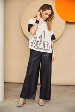 Load image into Gallery viewer, Faux Leather Trousers
