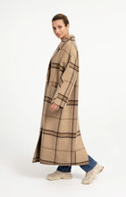 Load image into Gallery viewer, YAYA Beige check coat

